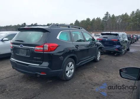 2021 Subaru Ascent z USA, uszkodzony, nr VIN 4S4WMAAD2M3445751